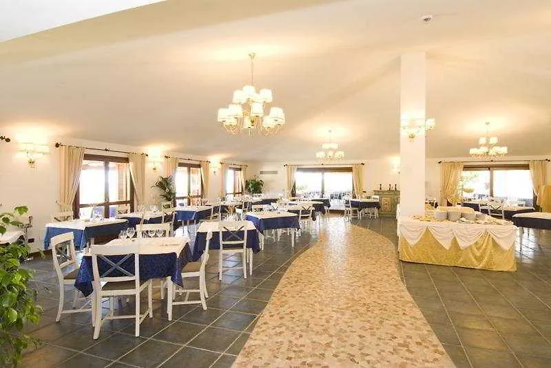 Hotel I Corbezzoli Porto Ottiolu 4*,
